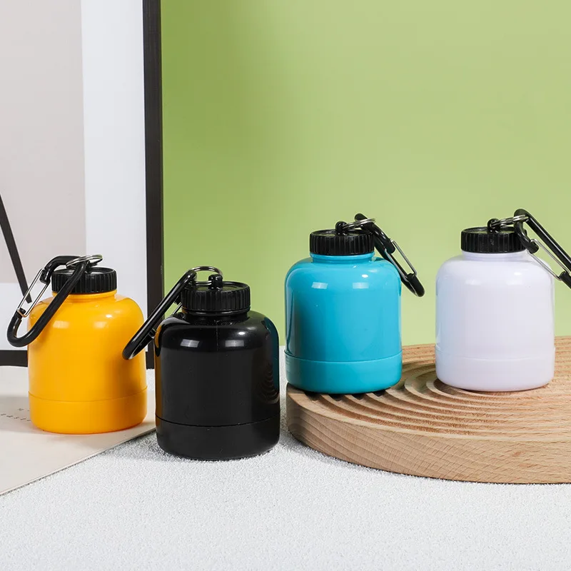 Hot Selling 100ml 200ml Portable Plastic Protein Powder Container With Keychain Fitness Supplement Pill Bottle
