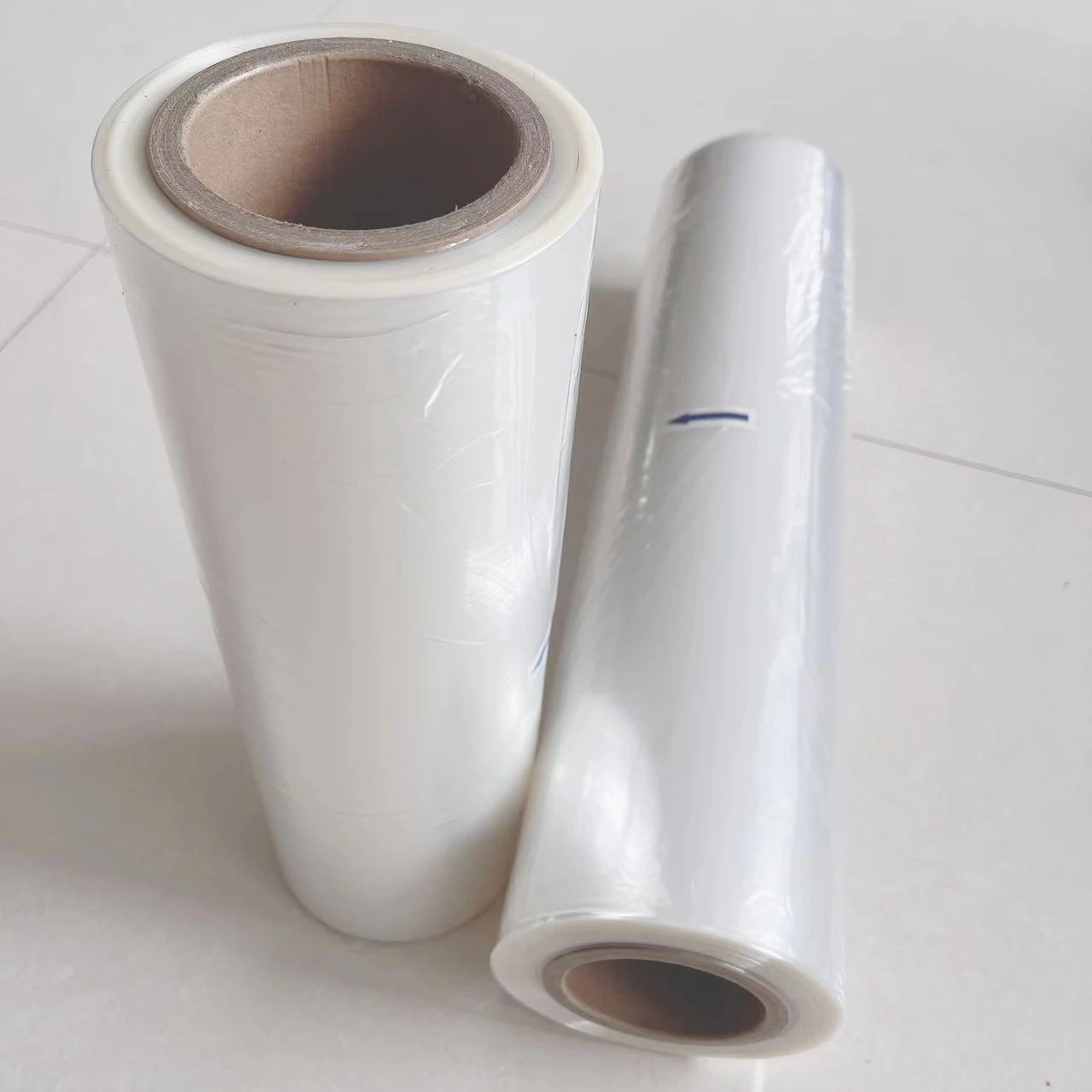 12 mic POF heat shrink plastic stretch film for iphone gift wrap with slide cutter boat shrink wrap plastic packaging material