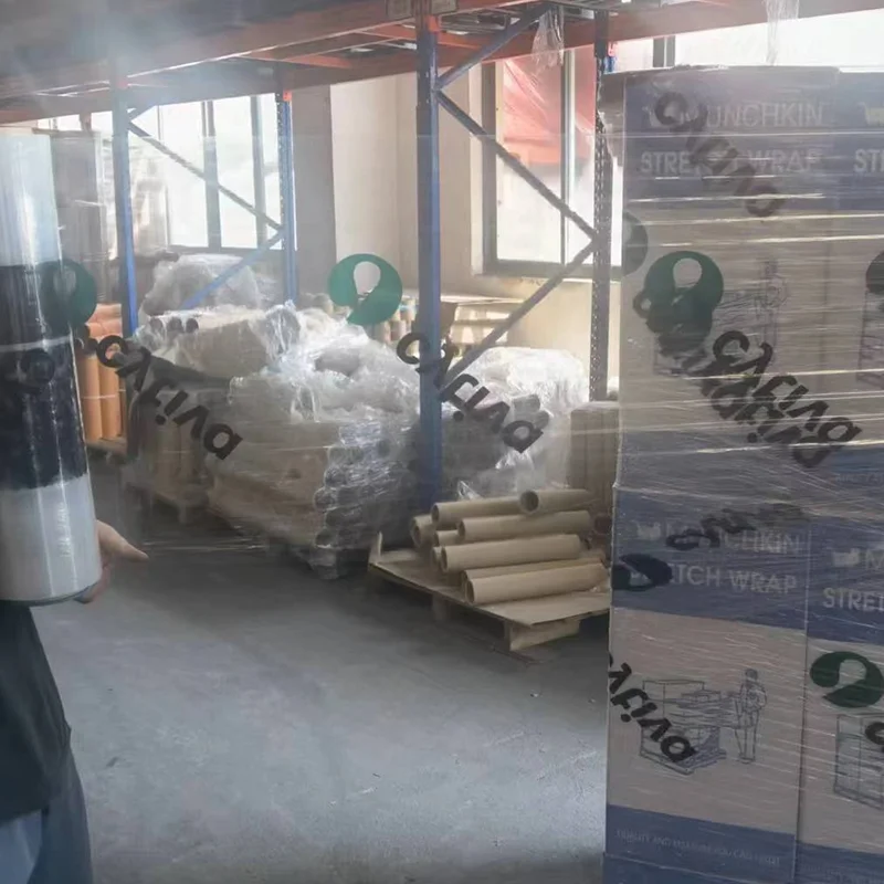 Изготовленный на заказ логотип печатает прозрачную стрейч-пленку LLDPE упаковочная пленка рулон мягкий и влагостойкий