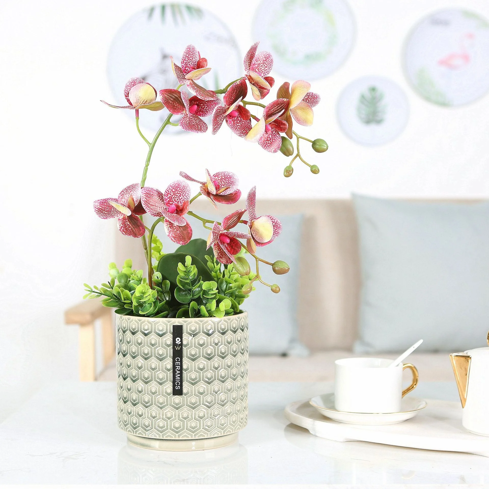 Popular Eco-friendly Novel Ceramic Glazed Flower Pot Porcelain Plant Pot Creativity Cylindrical Stoneware Planter for Home Decor