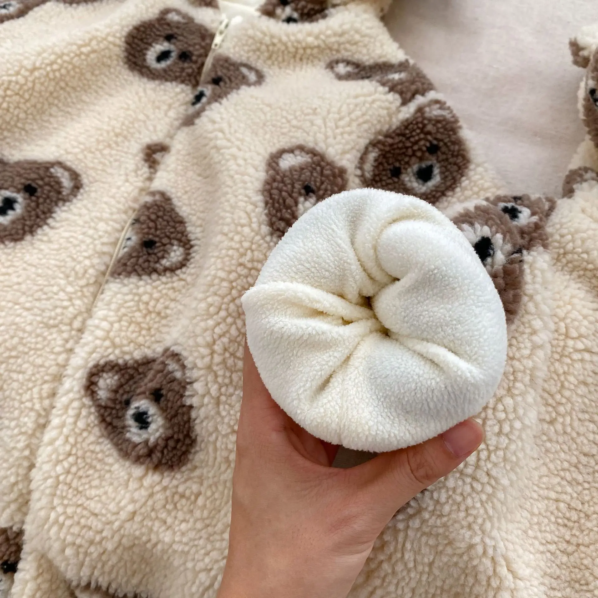 Autumn and Winter Coat Clothing Baby Plush Crawling Suit Baby Onesie Plus Cashmere Clothing