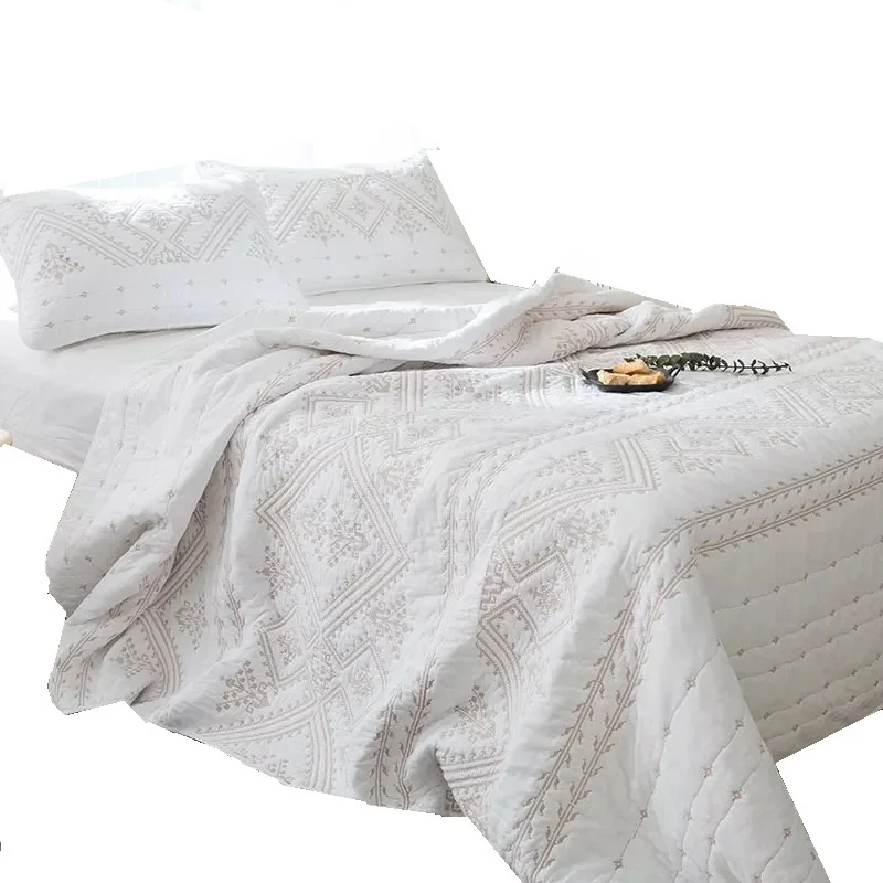 Super comfortable washable embroidery  bedspread for children
