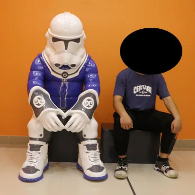 Fiberglass Robot Sculpture Action Life Size Starwars Statue Superhero Movie Figures Outdoor Decoration