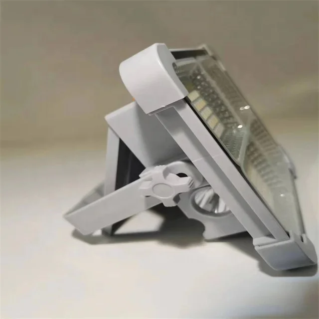 New Design Solar Emergency Light Outdoor Solar Spot Light 100W 200W 300W USB Charge Solar Flood Light