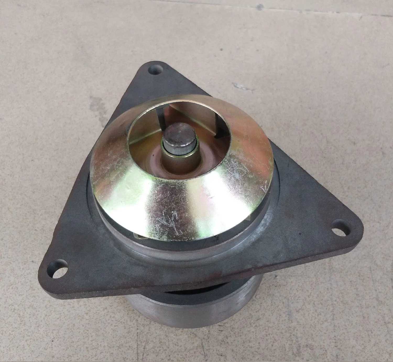  Водяной насос 3415366 Cummins детали дизельного двигателя 6CT 5.9L 8 0 8.3L 240p для экскаватора Hyundai R300-5 3285323