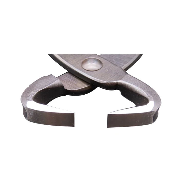 Japan simple miniature gardening tools to split the branches of fruit trees