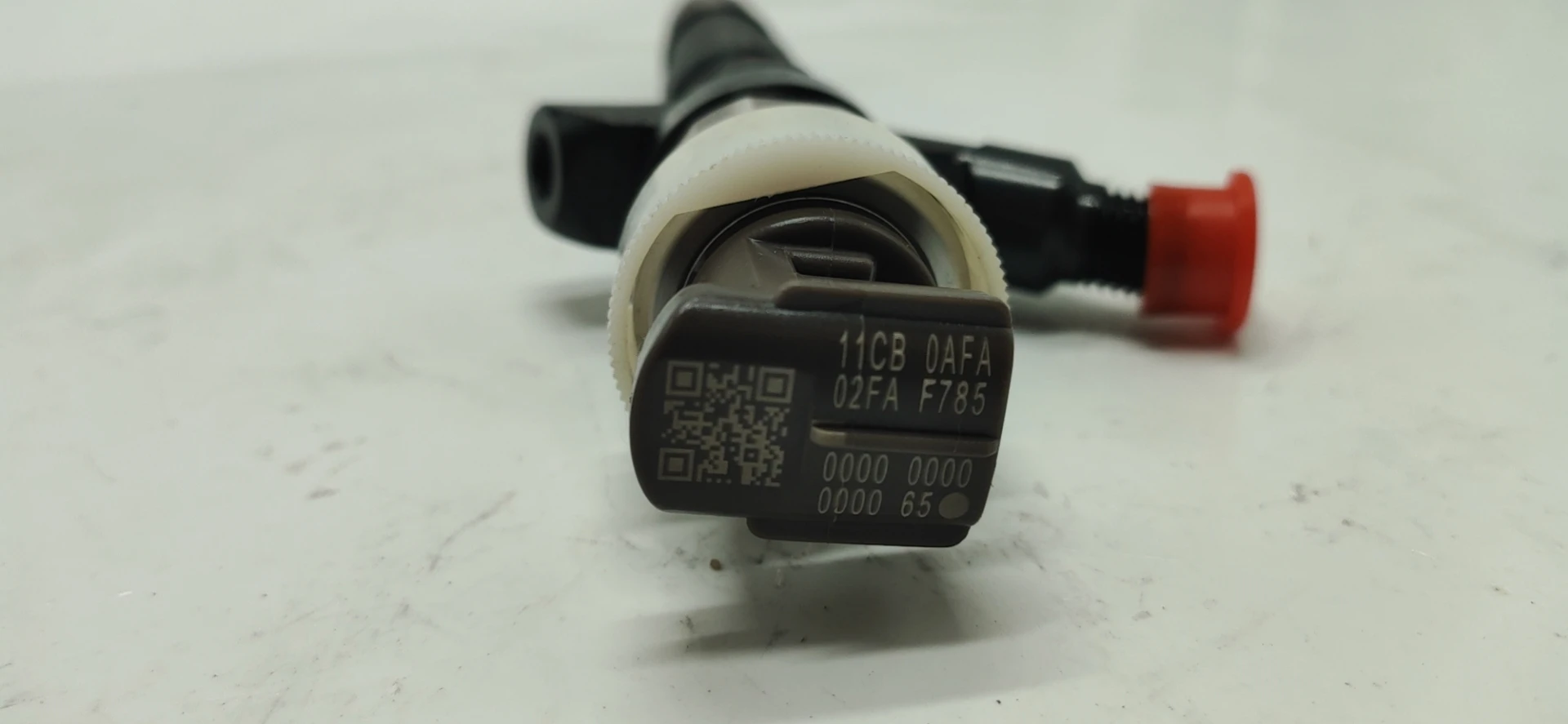 Engine Fuel Injector Nozzle 23670-0L050 For HILUX Vigo 1KD-FTV 3.0L Diesel PRADO