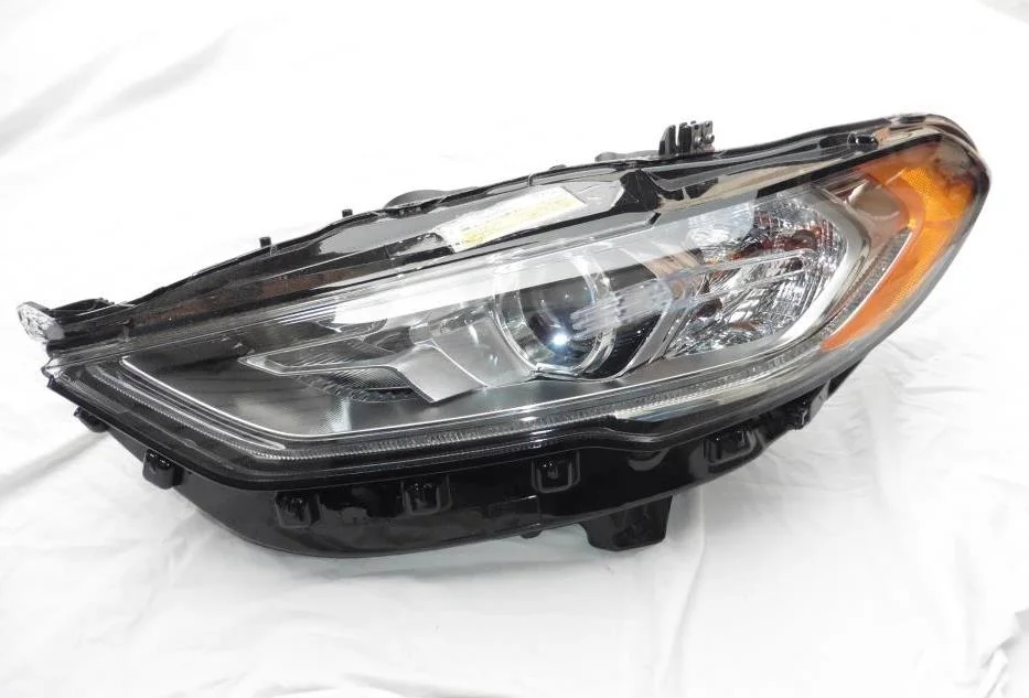 halogen lamps Head Light Front Lamp For 2017 2018 2019 2020 Ford Fusion w/Signature Lighting Headlight HS7Z13008H FO2503350