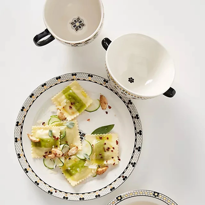 Высококачественные китайские обеденные тарелки новый дизайн керамическое блюдо для отеля золотой ободок набор праздничных чашек и тарелок