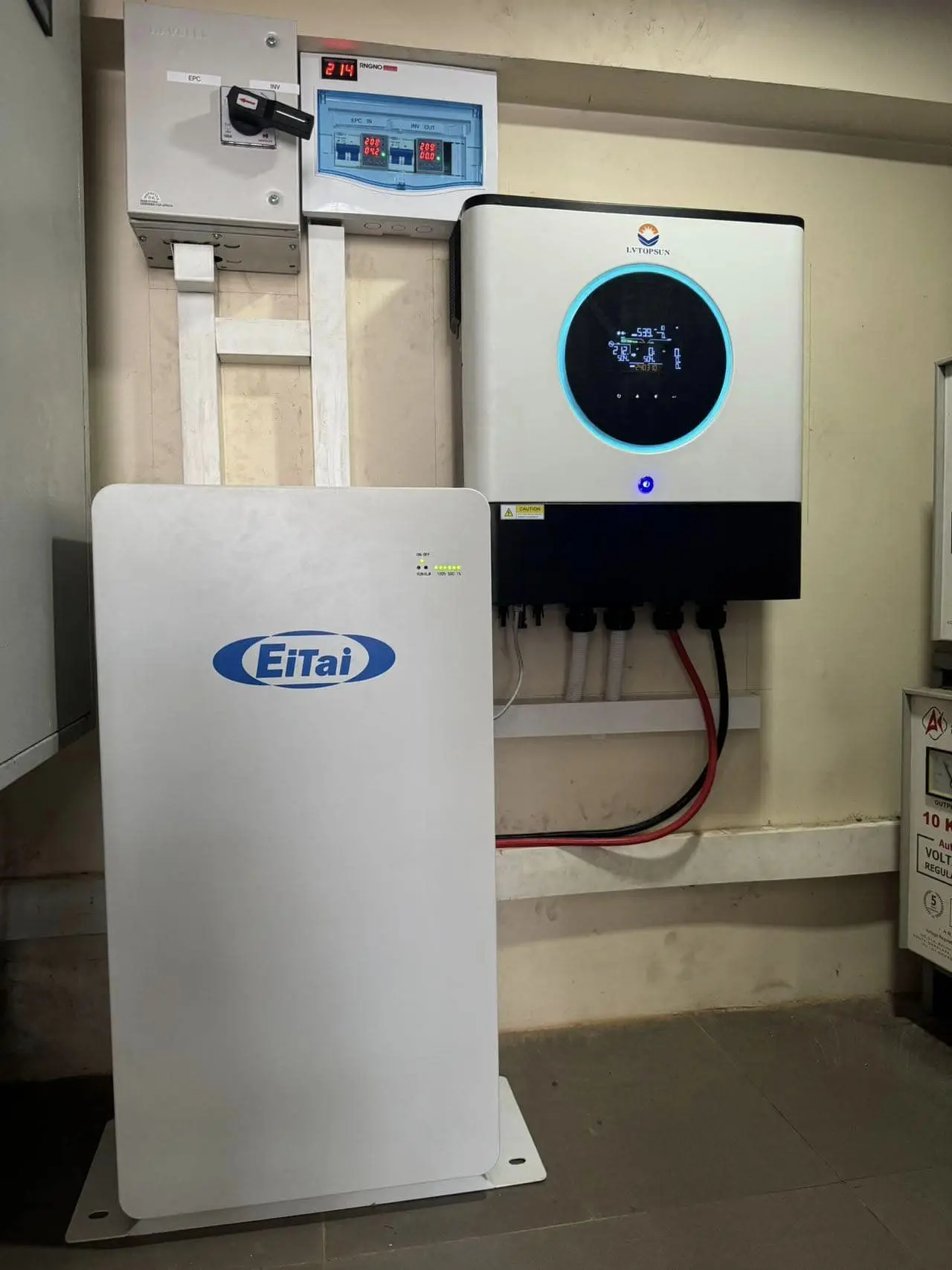 EITAI специальное предложение литиевая солнечная батарея Lifepo4 запас 10000 срок службы глубокого цикла 300Ah 51 2 V