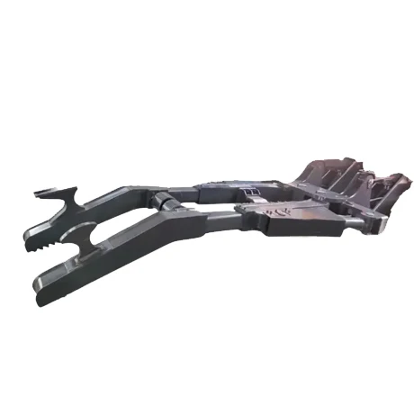 Зажимные рычаги экскаватора имеющие высокую точность работы можно разрезать все углы разрывая и разбивая раму автомобиля