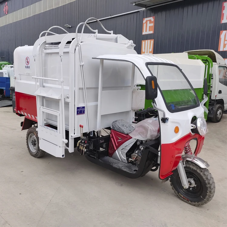 City road garbage pickup clearing truck Gasoline three-wheeled garbage truck Community cleaning and sanitation truck