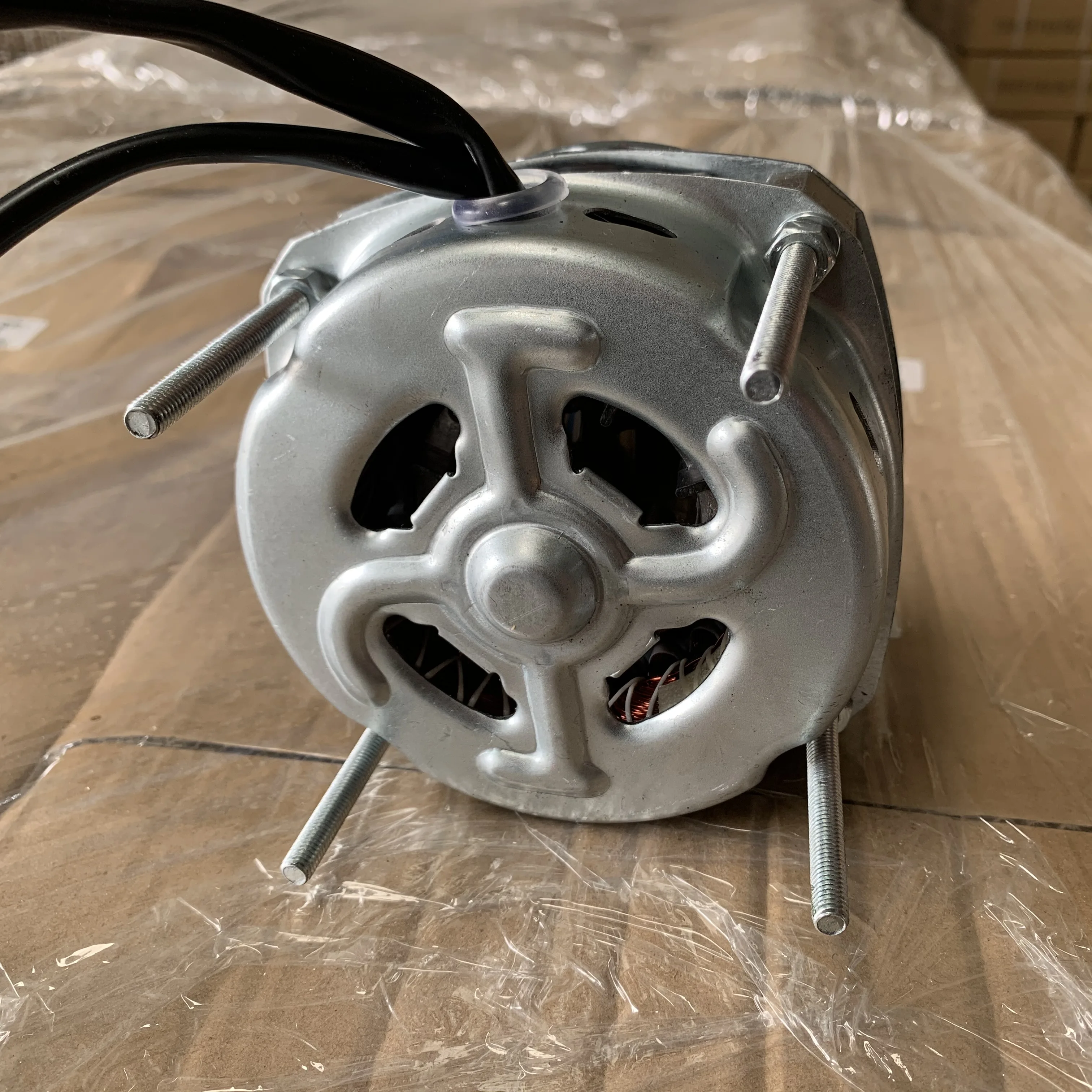 Охладитель горячего воздуха с электродвигателем 70 Вт