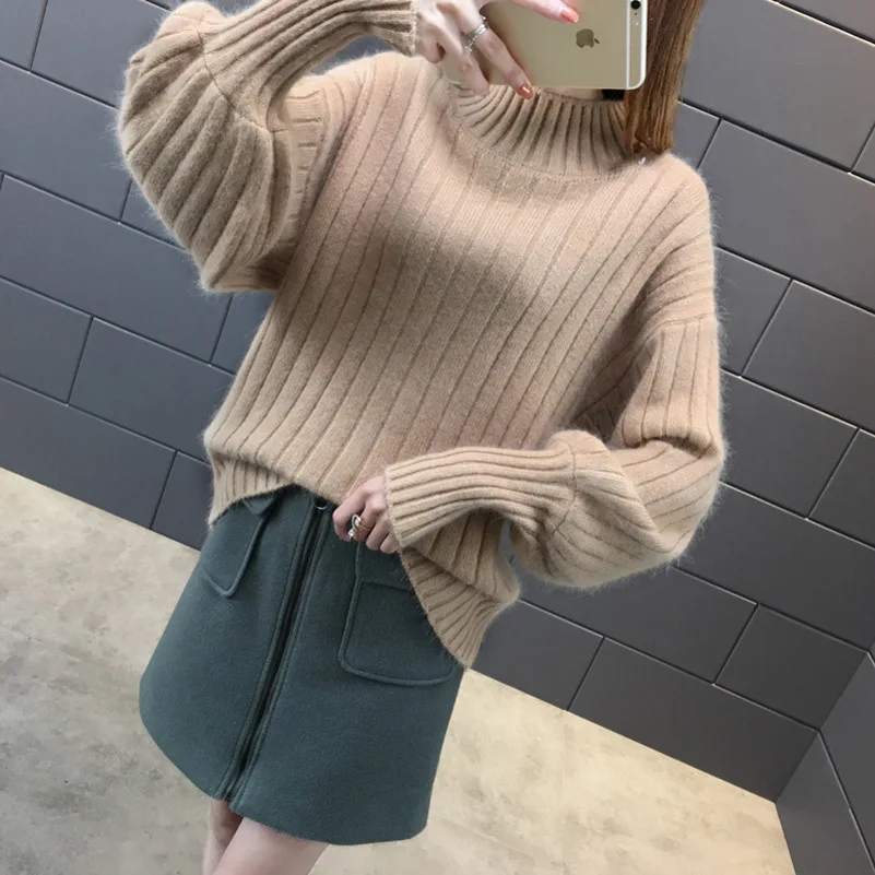 Promotion Fashionable women mock collar lantern sleeve free size cable knit women sweater