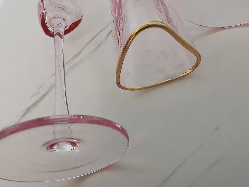 
Hot selling handmade colored elegant goblet wine bottles 750 ml glass 