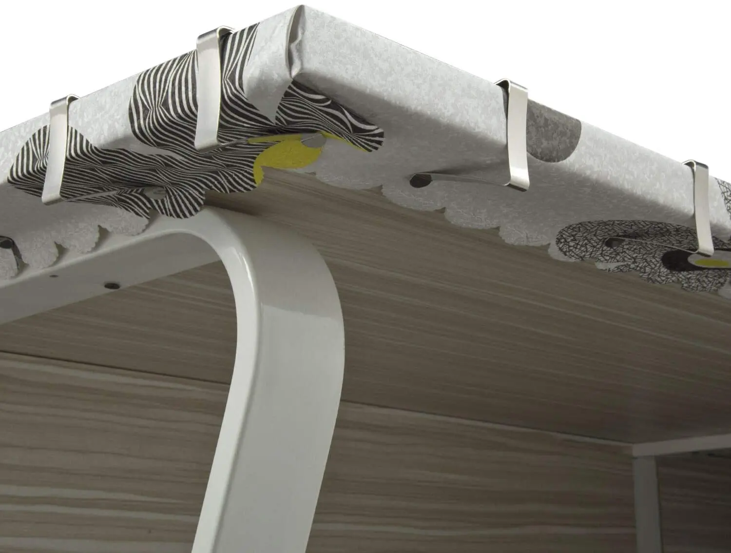 Зажим для скатерти из нержавеющей стали разных цветов