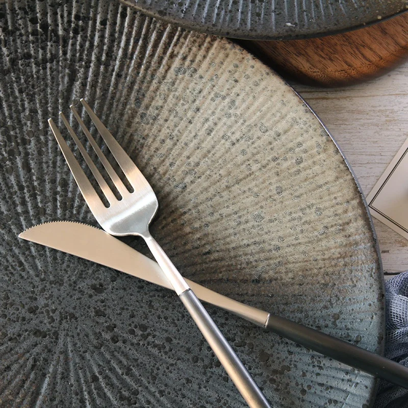 Wholesale Japanese Style Brown Stoneware Steak Plate Classic Ceramic Stock Plate