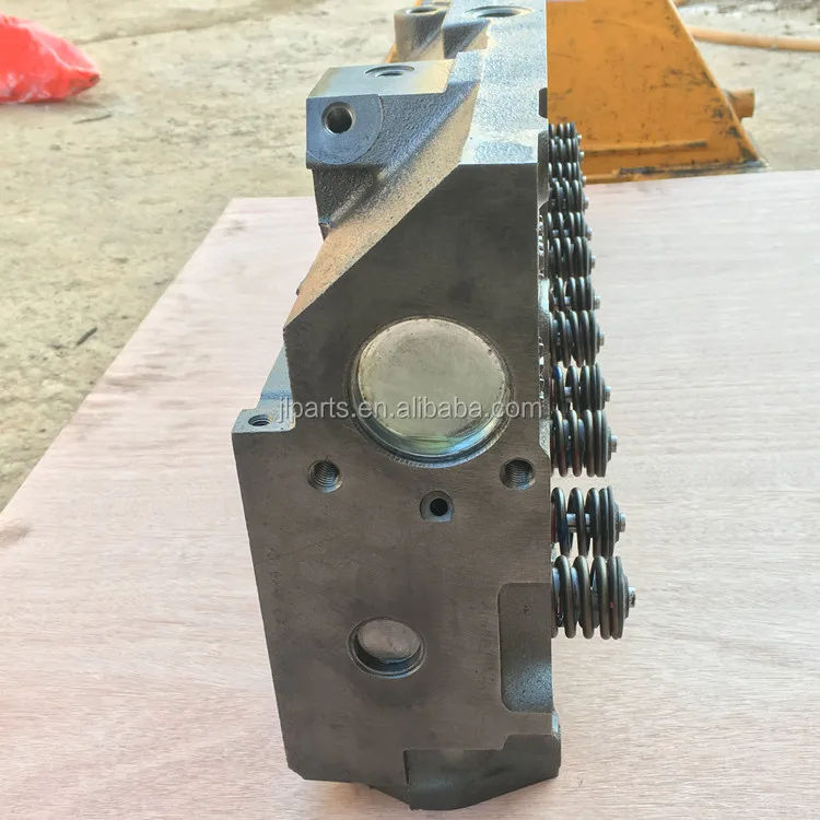 6CT8.3 Head Assy (4)