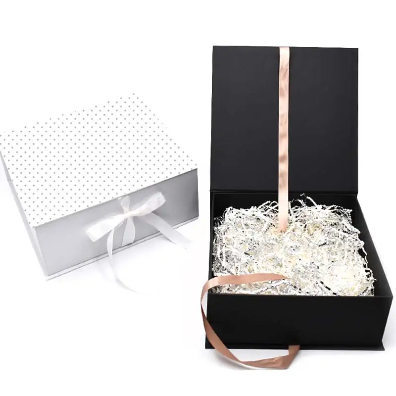 
Wholesale Custom Logo Luxury Paper Cardboard Clothing Garment T-shirt Box Packaging Gift Boxes For Clothes 