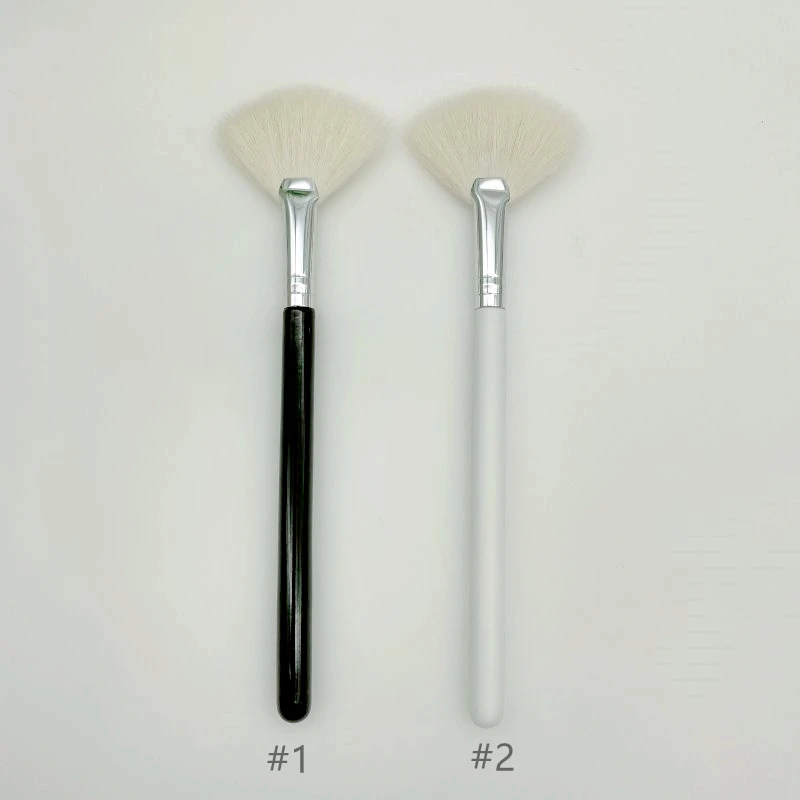 Single Fan-shaped Highlight Brush Blush Brush Soft Natural Goat Hair Long Wood Handle Fan Makeup Brushes Cosmetic Tool