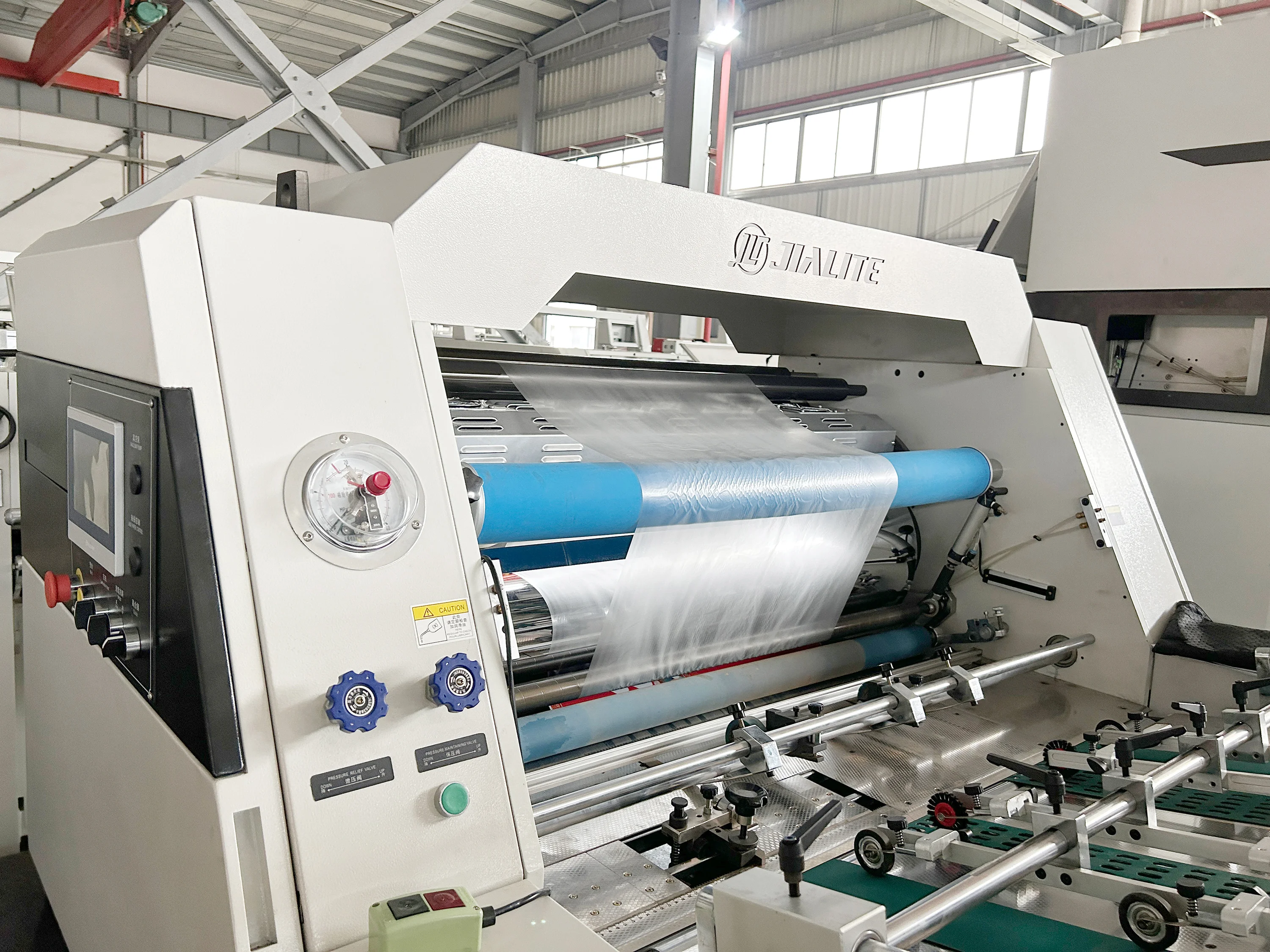 NFY-B1380*2100 China manufacturer cardboard color boxes automatic bopp thermal laminating machine
