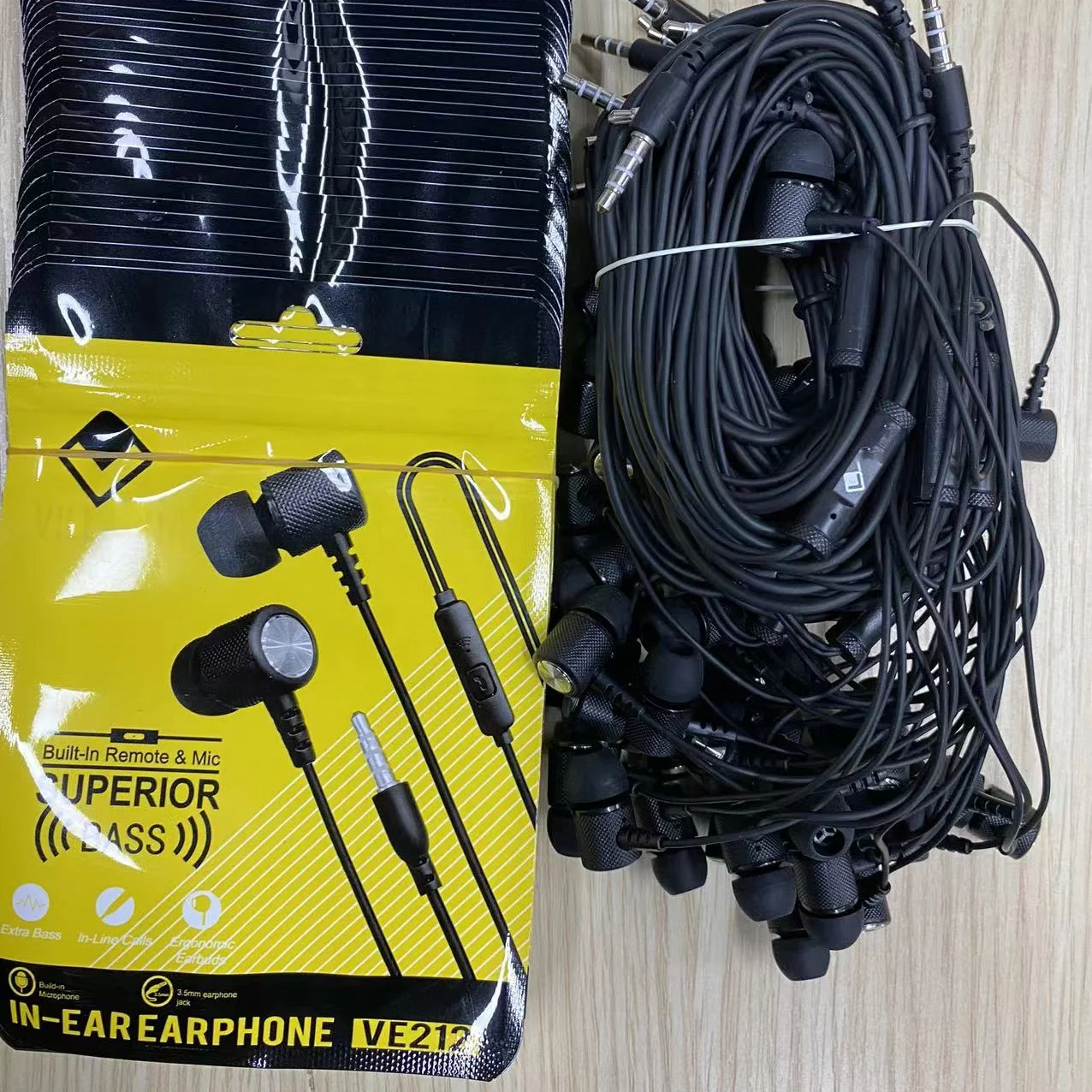 Top Selling Products Cheapest 3.5mm Wired Earphones with Mic Handfree Headphones for Samsung Tecno Infinix
