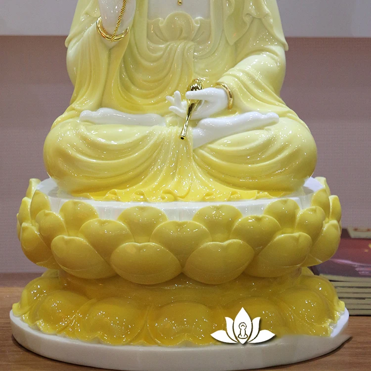 White marble  yellow glaze Avalokitesvara Bodhisattva  ornaments  Suwa  Three Saints  Guanyin Bodhisattva decoration crafts