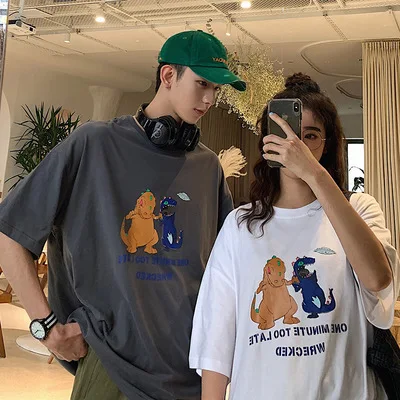 
2021 summer wild cartoon couples short-sleeved T-shirt loose trend dinosaur men and women summer 