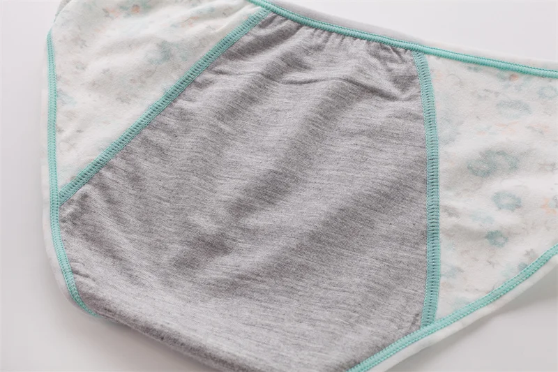 Plus Size Women 3 Layers Pattern Print Absorbent Briefs Postpartum Incontinence Period Menstrual Underwear 3 Pack