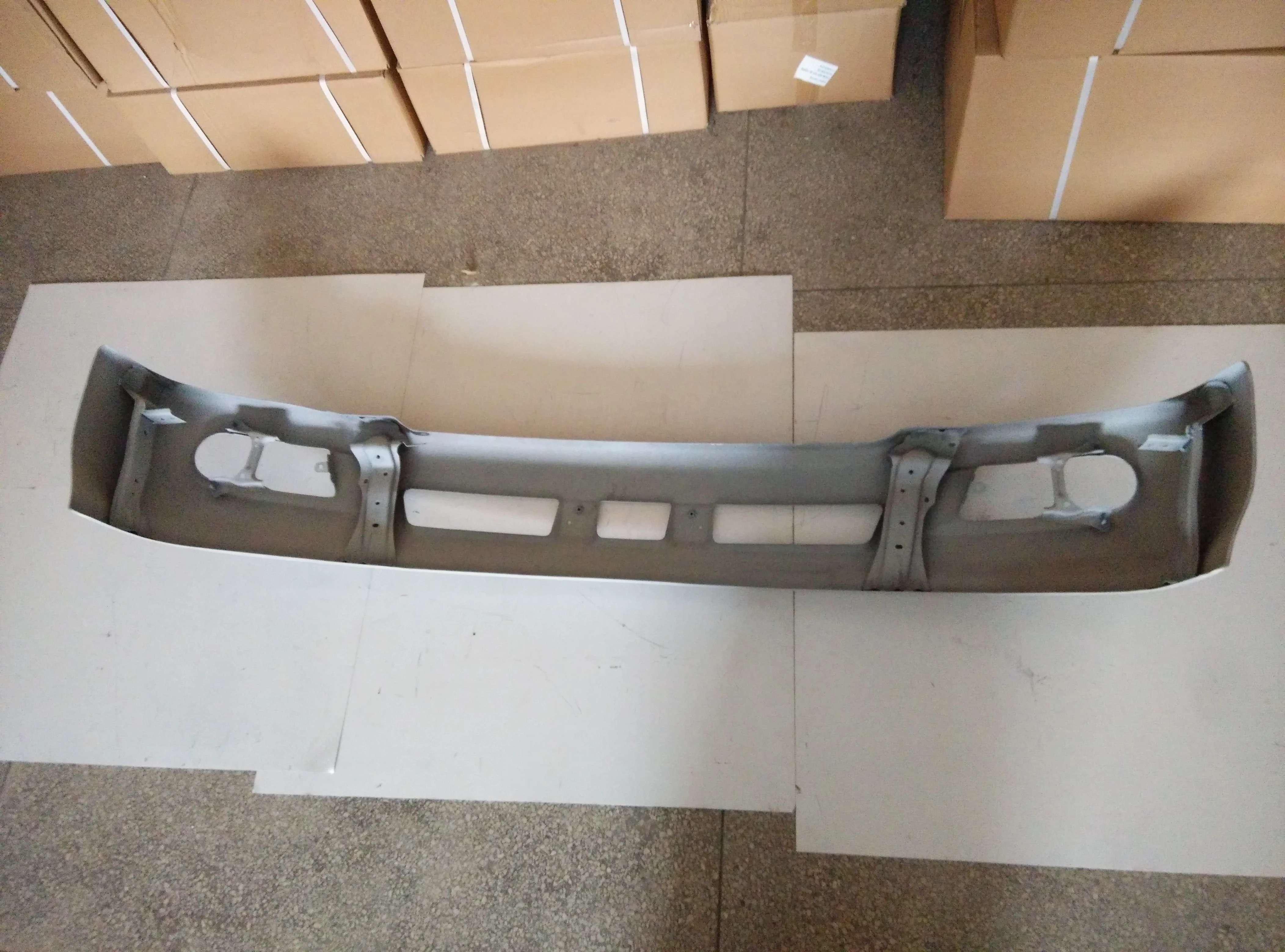 Автобус бампер автобусных частей низкой цены городской автобус запасных частей тела HC-B-46006