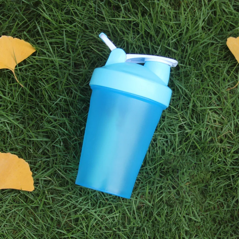 Customized BPA Free Shaker bottle with Balls and Mixing Grids Protein Shake Bottle