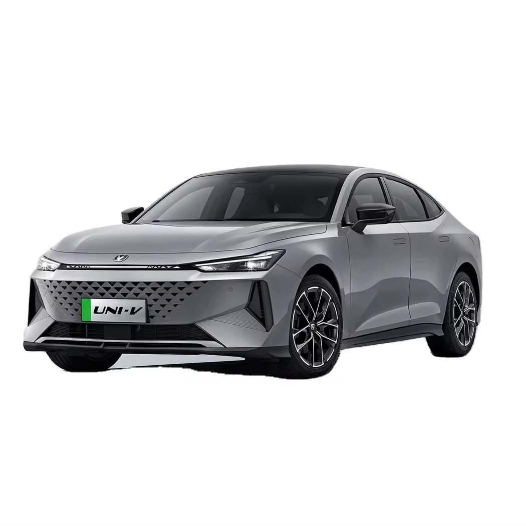 2024 модель ChangAn Uni-V 1 5 T 136 км zhiqu Smart lieking Edition бензиновый седан с топливным элементом рулевое управление высокоэффективный автомобиль