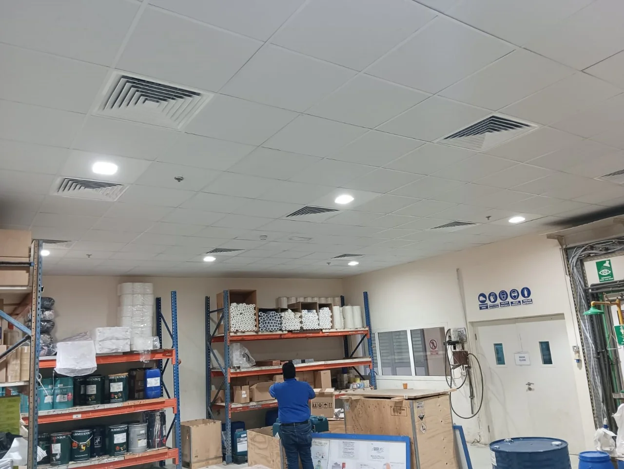 Explosion Proof Led Light Used for Gas Station 20W~200W Surface Mounted Recessed LED Class I Division 2 Atex Led Flood Light
