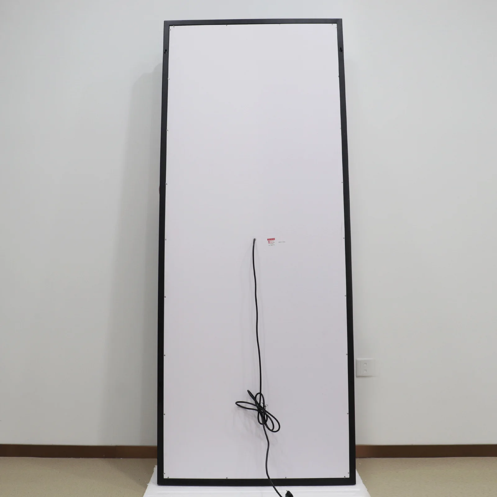 Manufacturer wholesale Hollywood studio full-size mirror, living room vertical make-up table, floor mirror with bulb