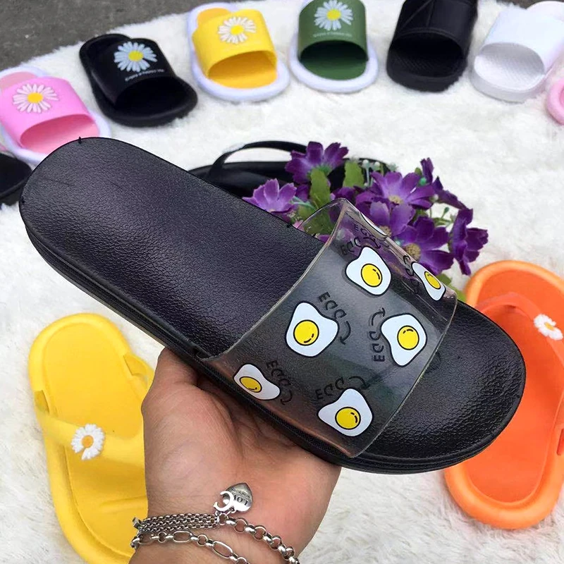 Slippers for Women 2022 Summer Fashion casual beach flat slippers wholesale ladies pvc jelly slipper
