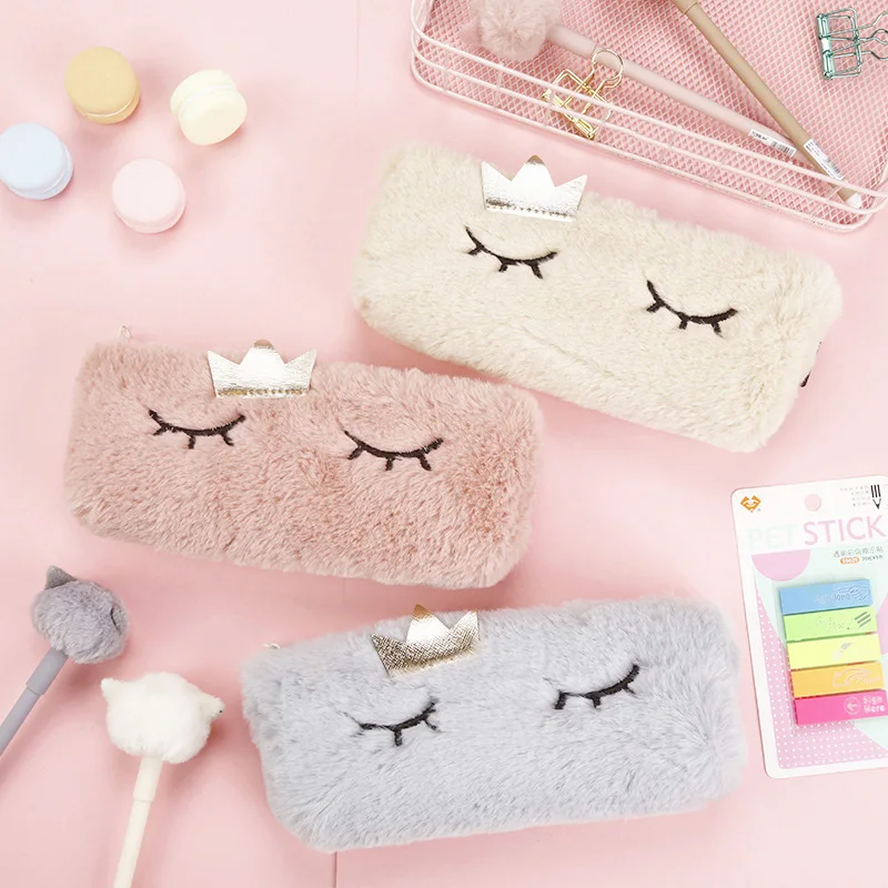Feiyou New INS fashion hot selling girls kawaii cute plush zipper pouch fluffy pencil case with crown