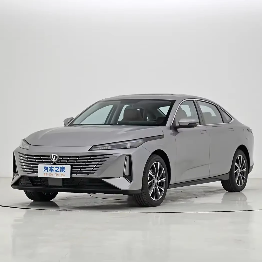 Changan Auto Car Third Generation EADO 1.5T GDI Excellent Power Compact Gasoline Sedan 5-Seats Notchback New Turbo Left