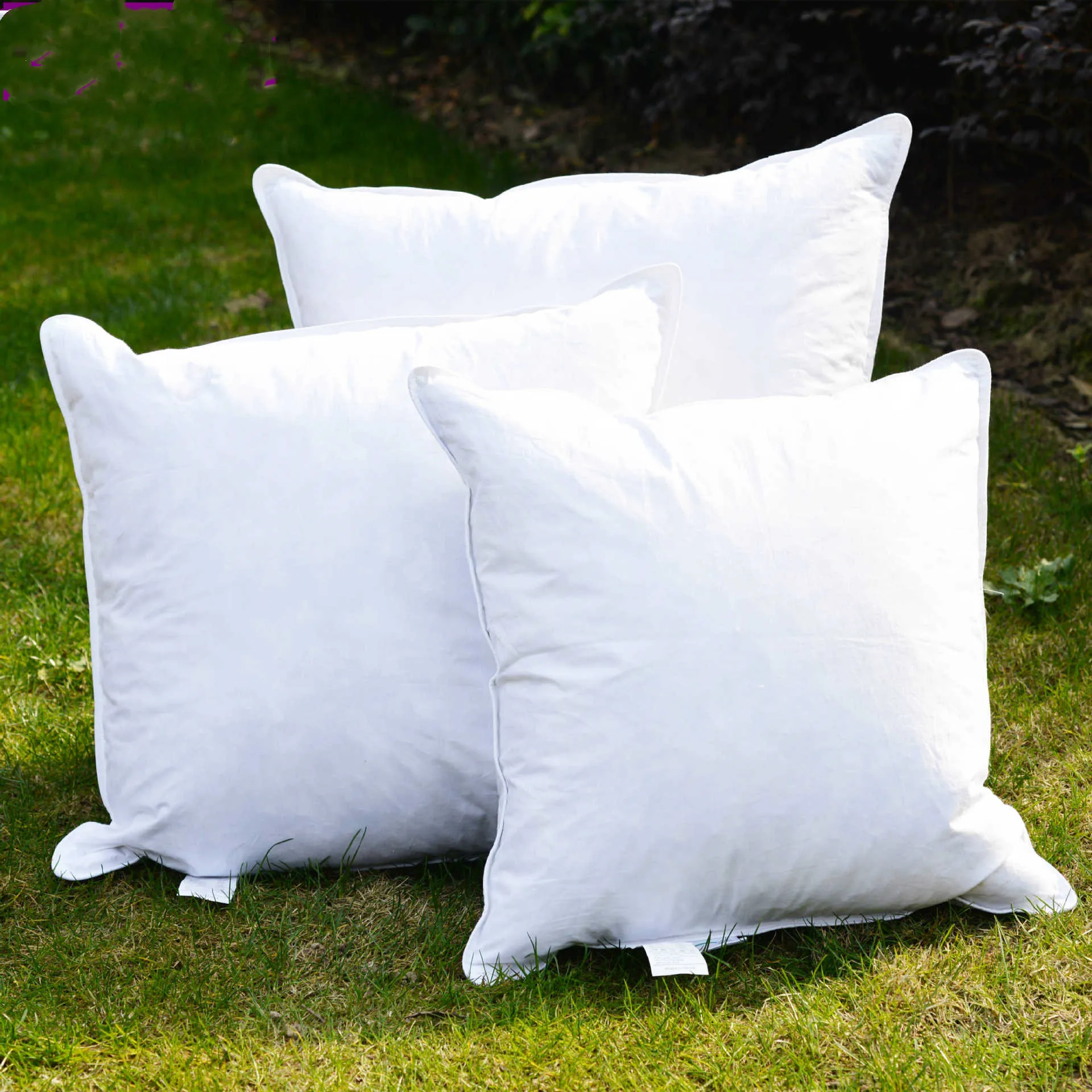 Custom Size Wholesale White Cotton Comfortable Duck Goose Down Feather Square Pillow Core Inner Insert Filling For Home Hotel