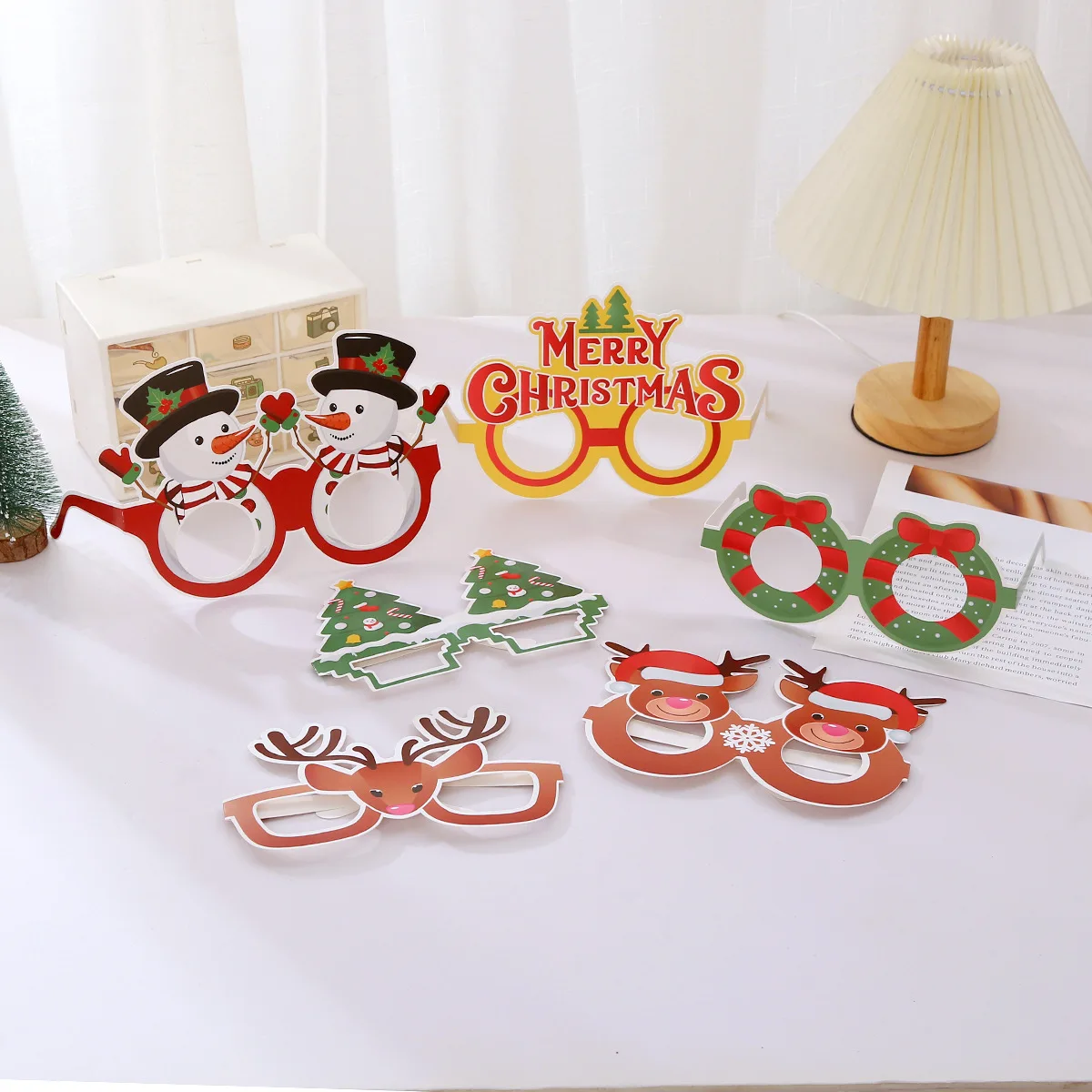 Yiwu wholesale Christmas glasses funny women men kids 2024 2025 cheap cardboard paper 3D party glasses
