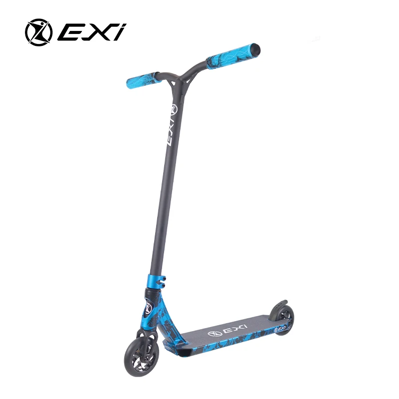 Extreme Sport Pro Scooter for Adults Foldable Aluminium CNC Anodized 2 PU Wheels Kick Scooter Pull Start Featuring Plastic Body