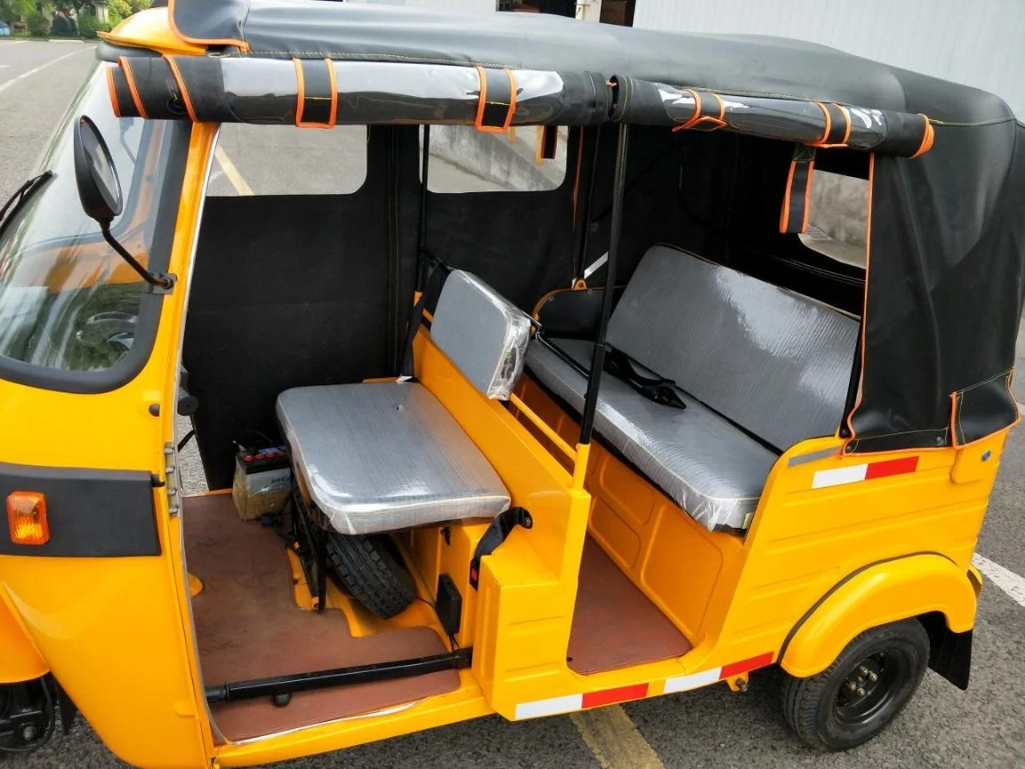
200Cc Engin Capacity Three Wheel Cabin Motorcycle Passenger Tricycle Taxi For Sale 