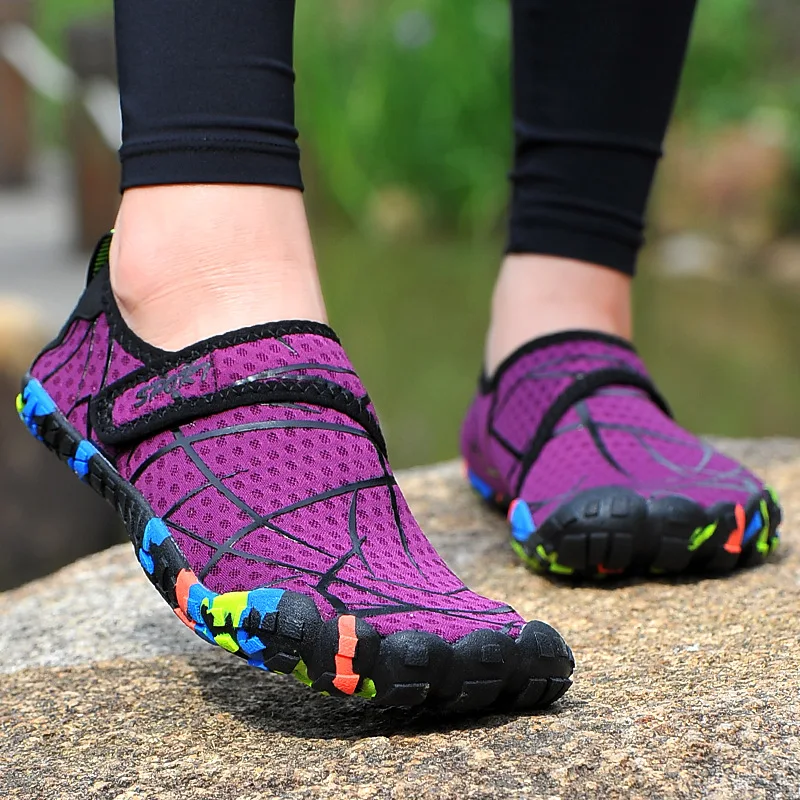 Free sample Modern Comfortable Water Land Available Shoe Quick Dry Barefoot Waterproof Mens Beach Shoes Other Sports Shoes