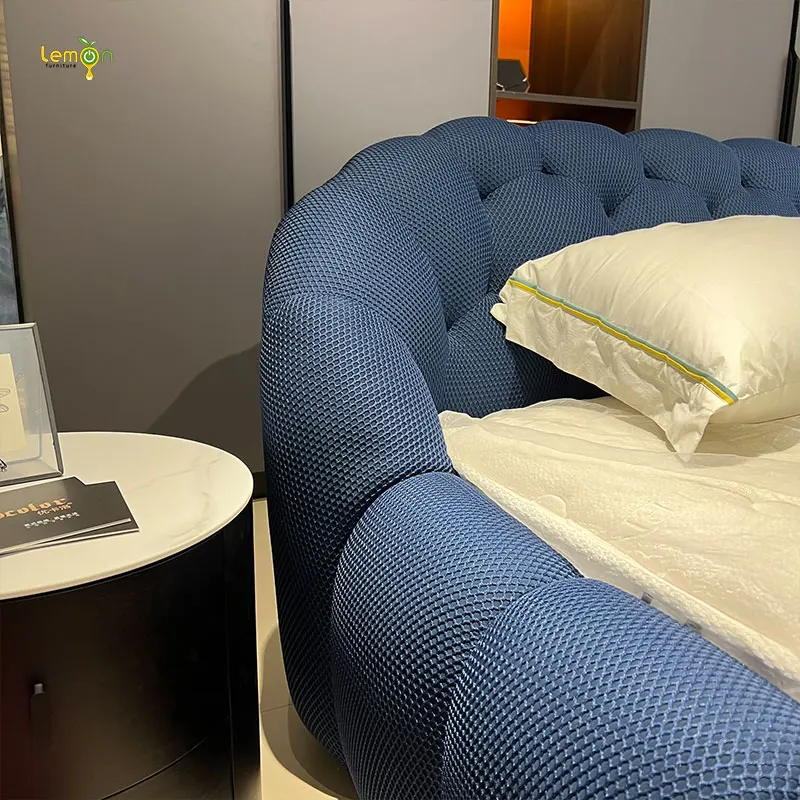 Italian light luxury bubble bed, modern simple bedroom bed, teddy velvet master bedroom double fabric bed