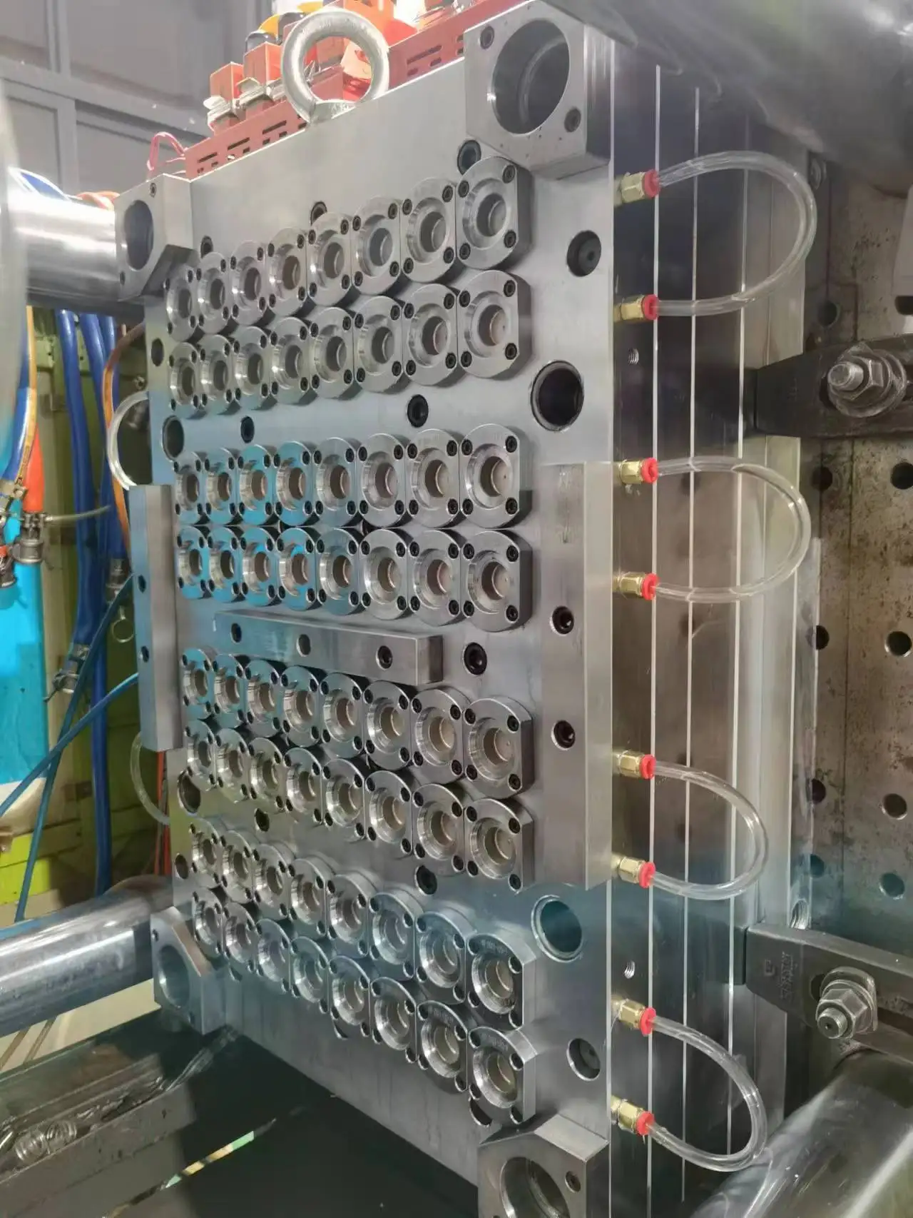 6 to 72 cavity injection plastic cap mould mold