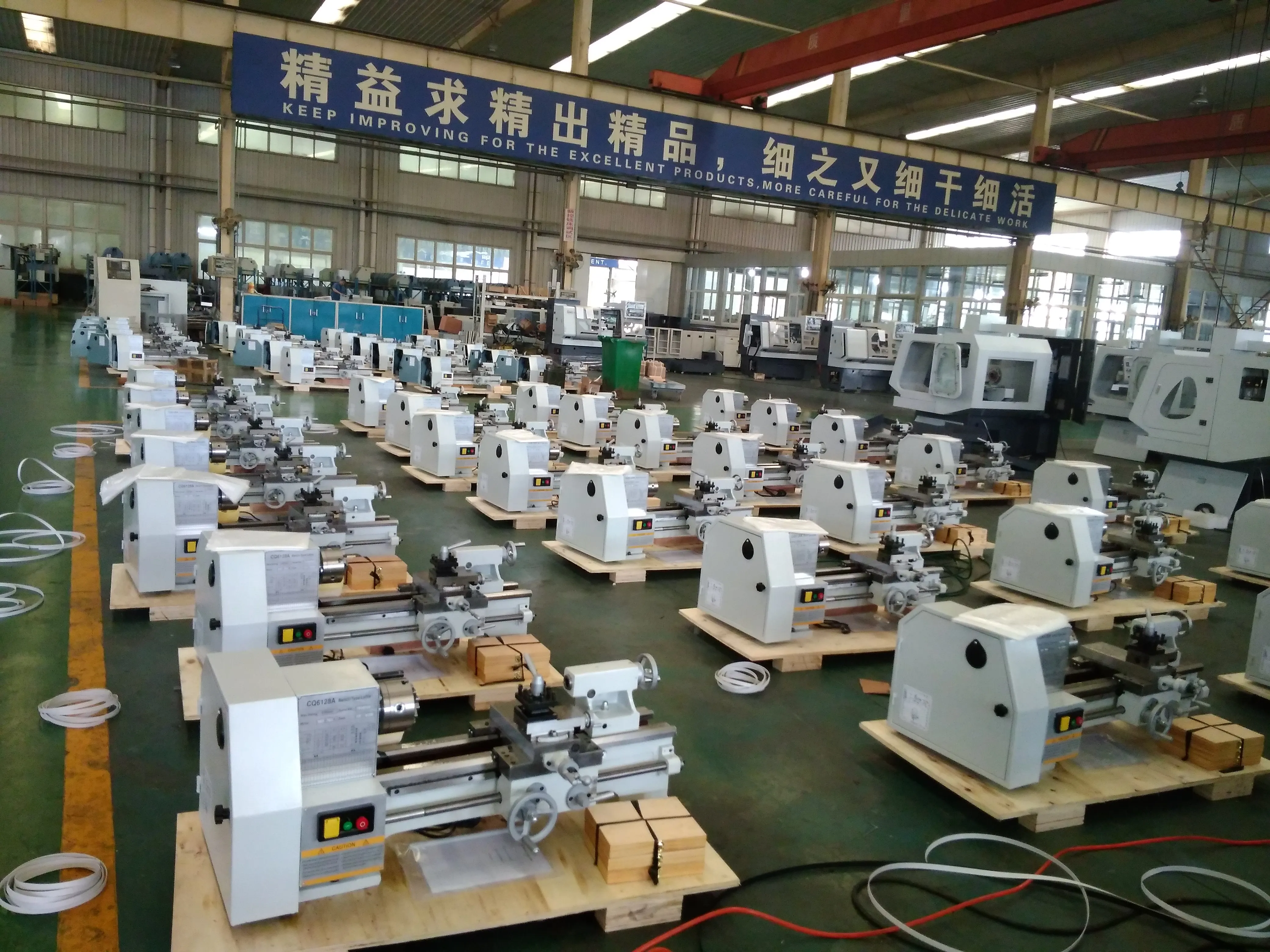 CQ6128A Настольный небольшой станок для обработки металла ручной токарный мини дешевый