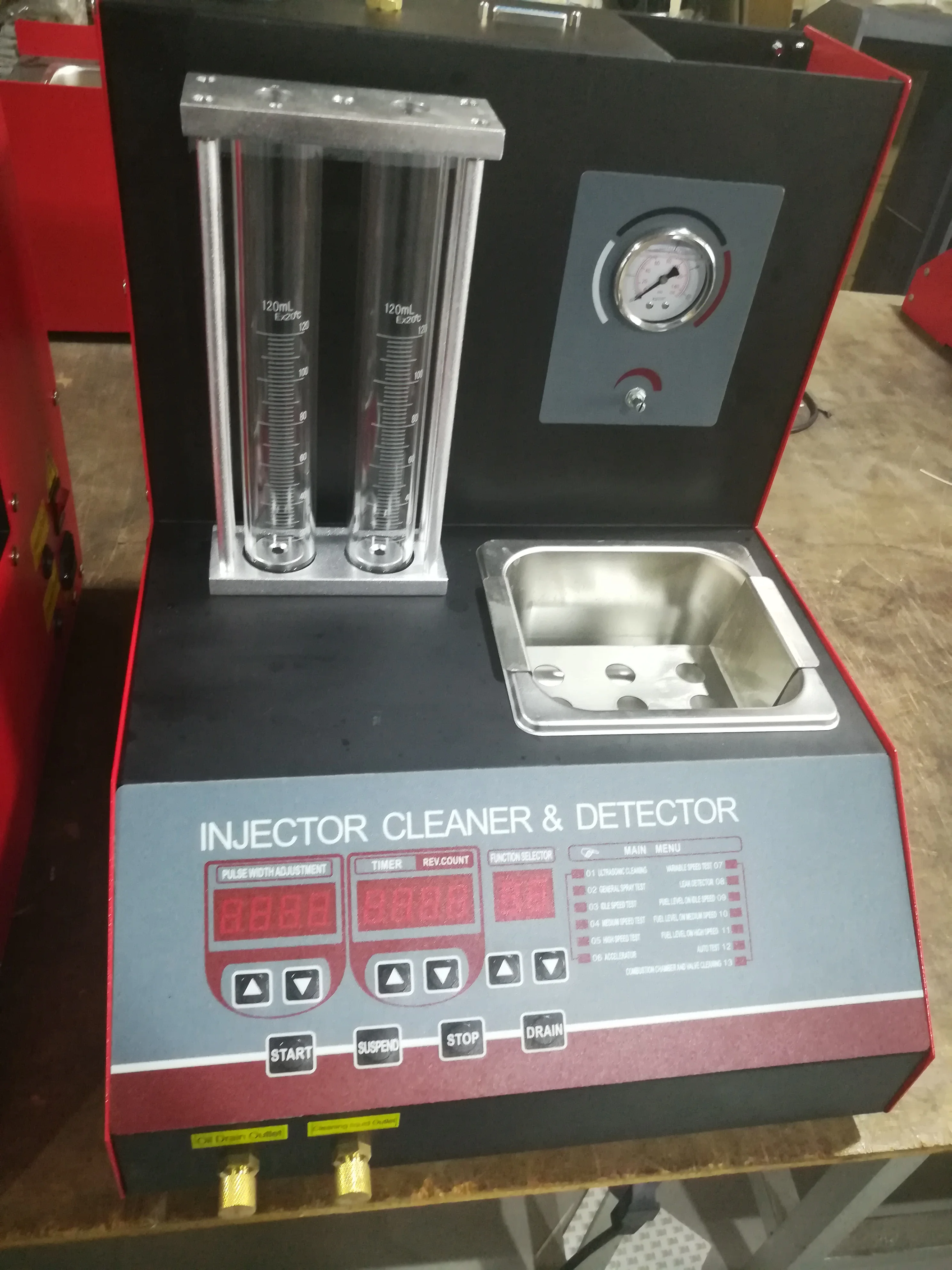 Motorcycle fuel injector diagnostic and clean machine