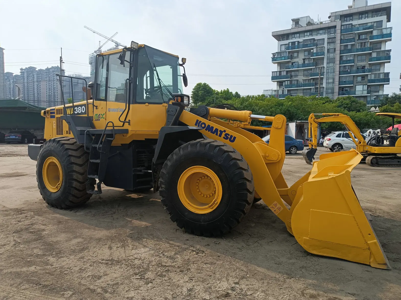 original japan used  KOMATSU WA380 loader high quality low price used wheel loader  WA380-7 wa380-6 Wheel loader for sale