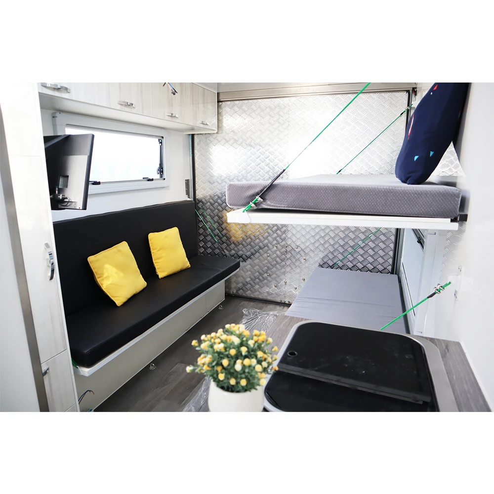 High quality Caravan Camping Motorhome Toy hauler Travel Trailer from China