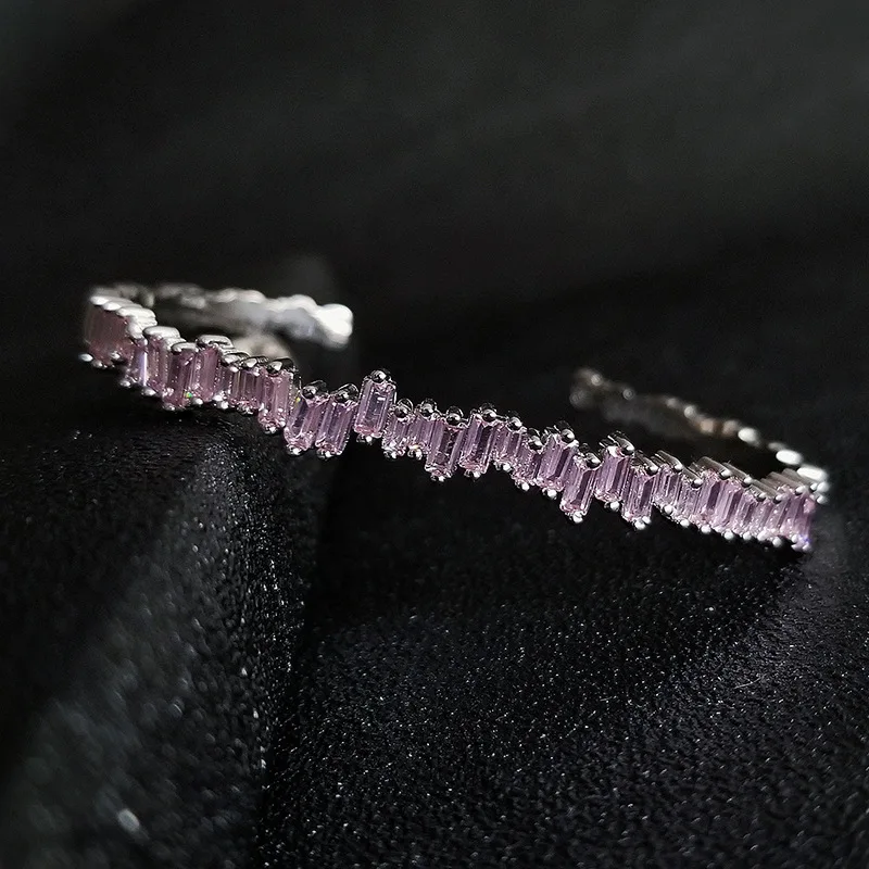 Light luxury micro-encrusted zircon ladies simple hand jewelry fashion bracelet