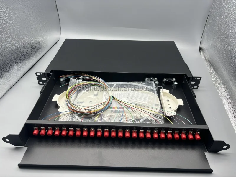 Home fibre optic broadband rack mounted distribution box 24 core sc/fc/st/lc connector jumper cord 1u 19 inch patch panel odf